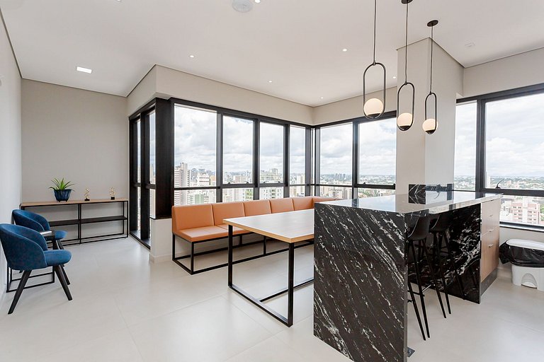 Apartamento Moderno e Completo em Curitiba