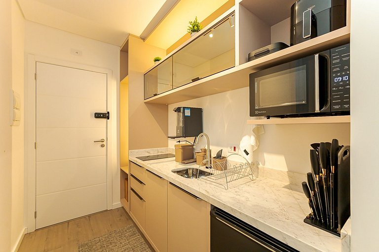 Studio premium em condomínio clube