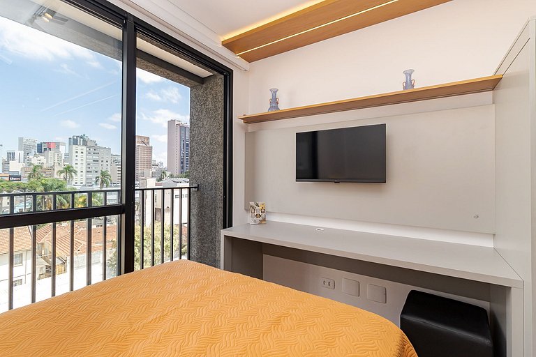 Studio moderno com rooftop e vista incrível