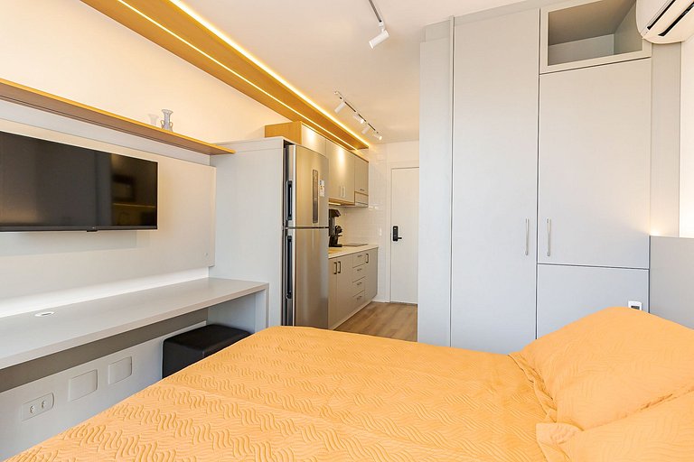 Studio moderno com rooftop e vista incrível